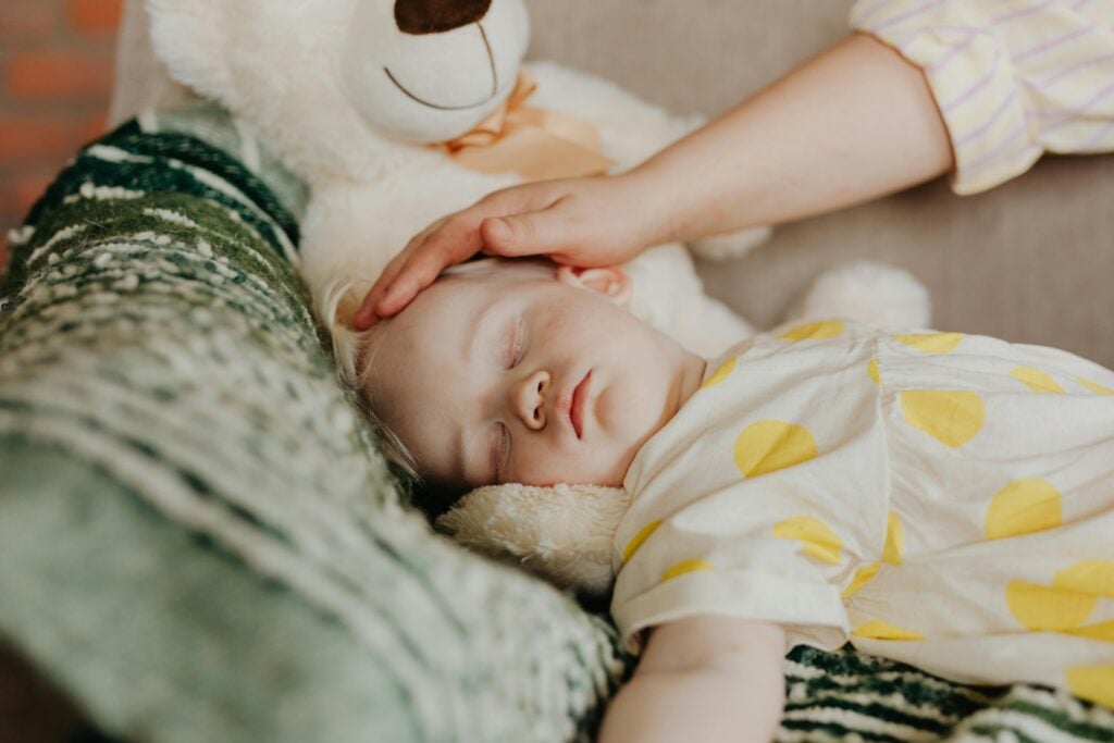 Newborn care showing signs of birth injury, relevant to periventricular leukomalacia birth injury lawyer.